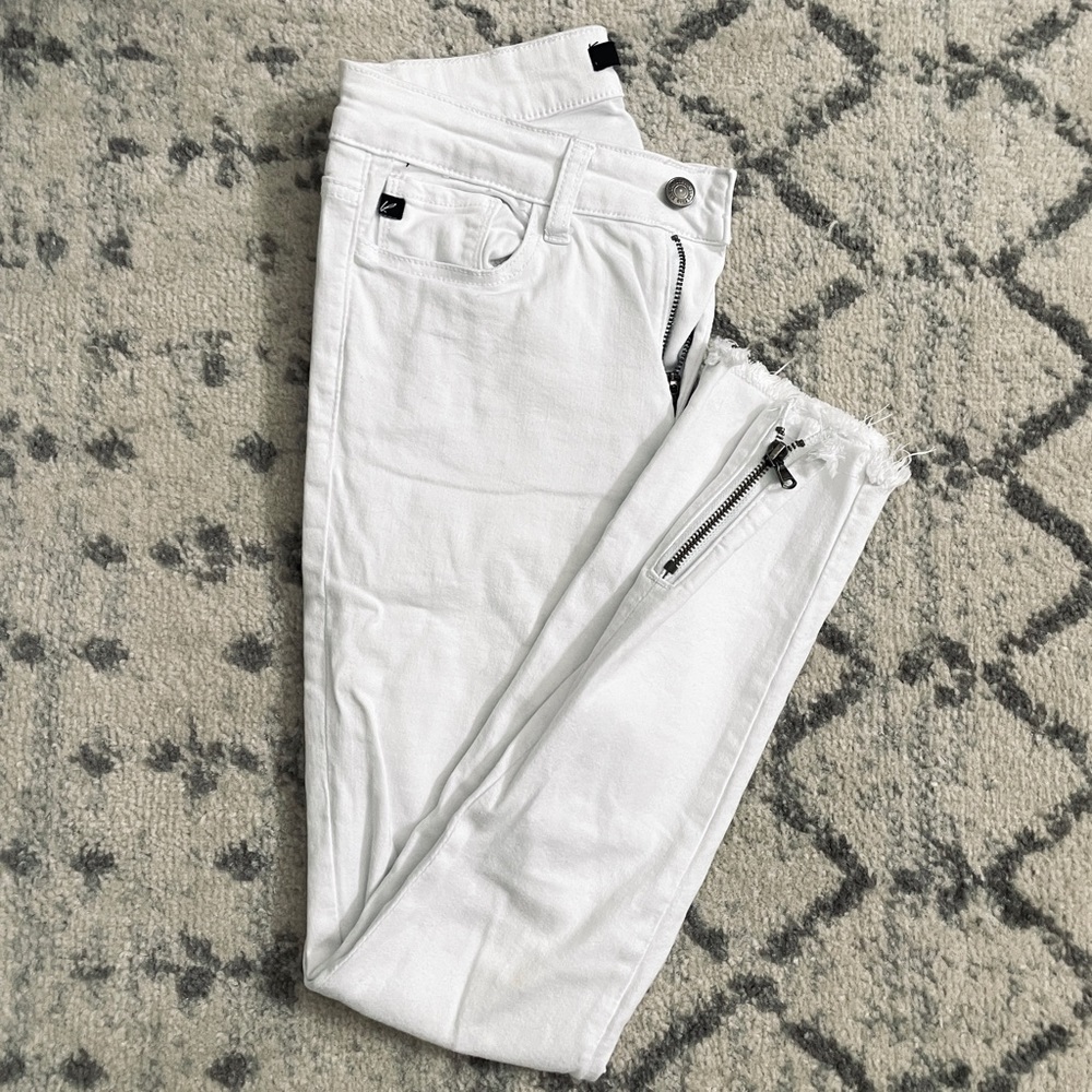 KanCan White Zipper Skinny Jeans
